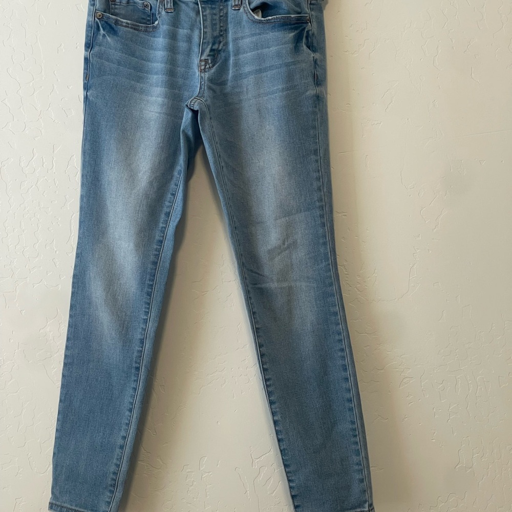 Women’s Aero skinny jeans size 2 short